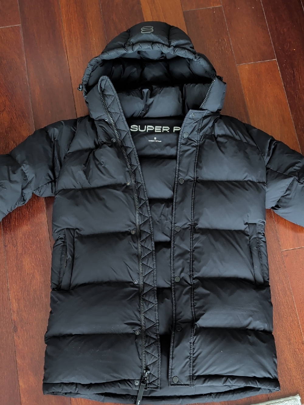 Aritzia Black Mid Super Puff Coat with Hood